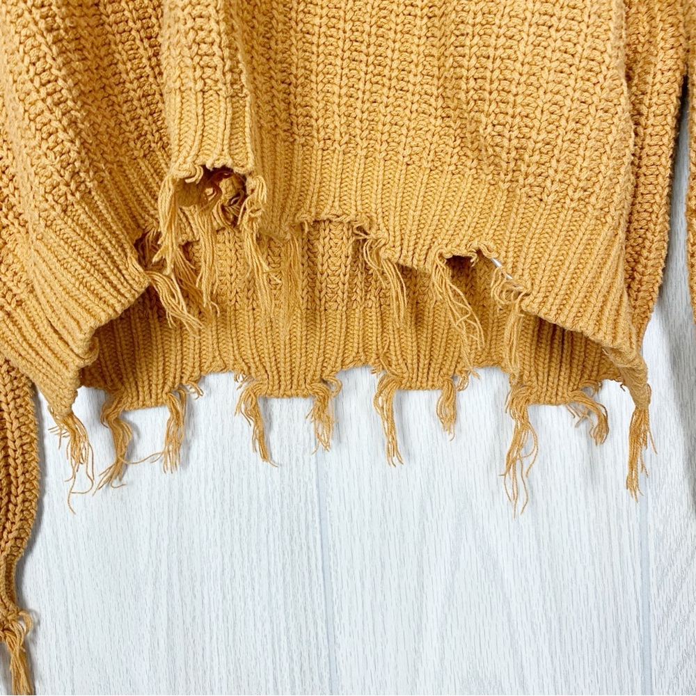 Andree by Unit | Mustard Yellow Knit Frayed V-Neck Pullover Sweater Size Large - Picture 8 of 14